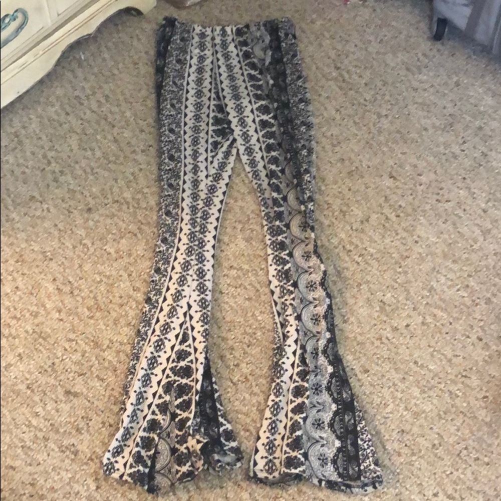 Bell bottom print pants